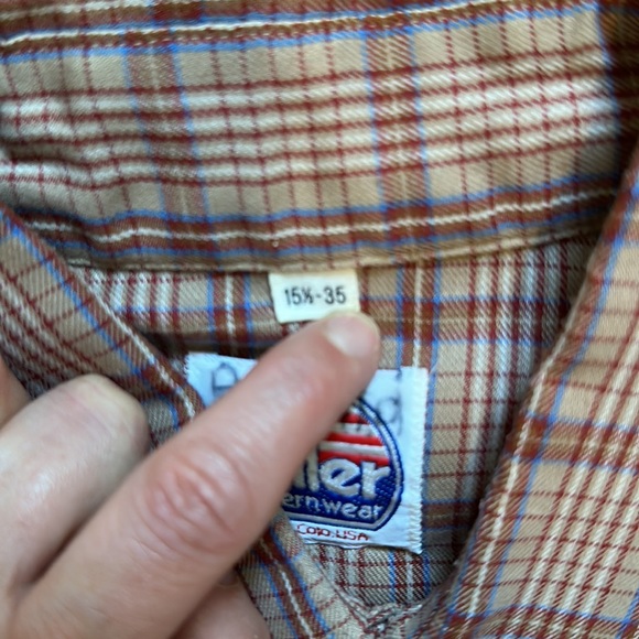 Vintage Miller Western Wear. Plaid bib front with Pearl Snap buttons. - Picture 3 of 13